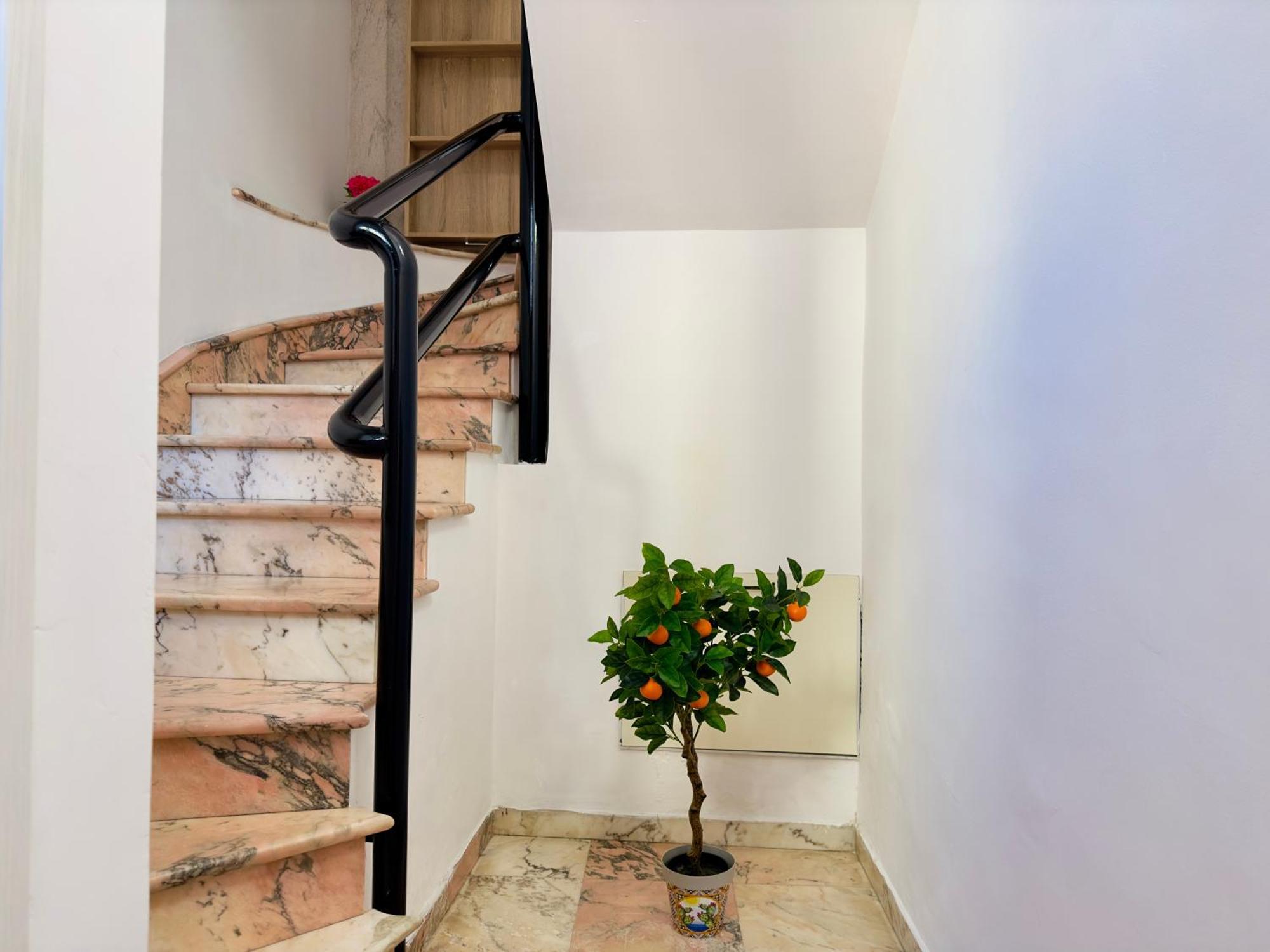 Unique Rooms In Centro Citta Bagno Privato E Climatizzatore ラグーザ エクステリア 写真
