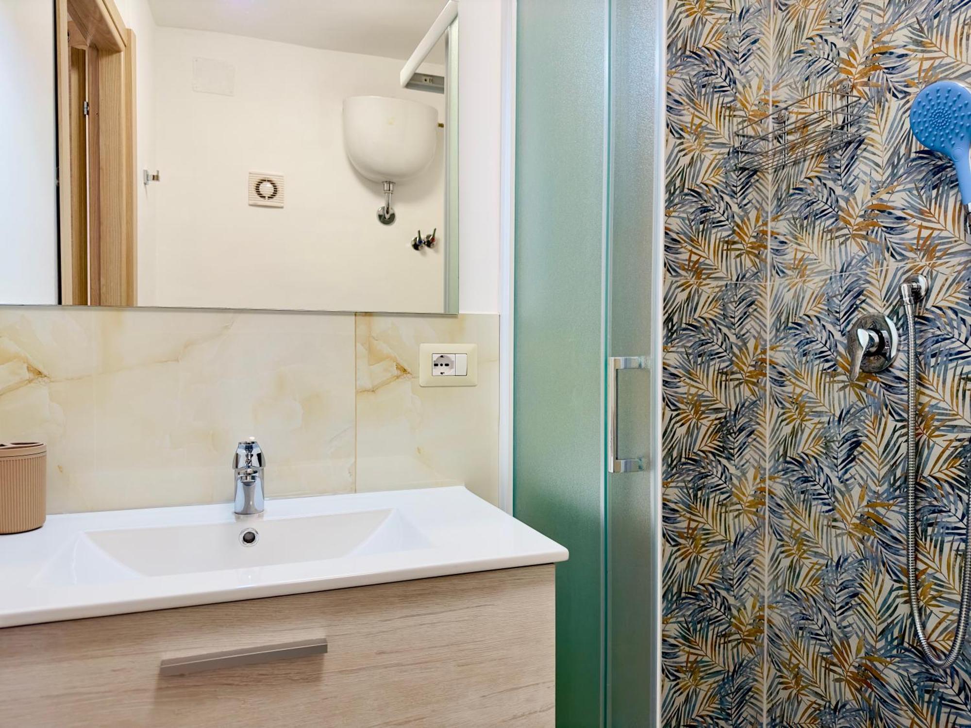 Unique Rooms In Centro Citta Bagno Privato E Climatizzatore ラグーザ エクステリア 写真